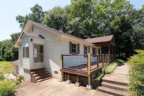 2615 West Main St Photo 1