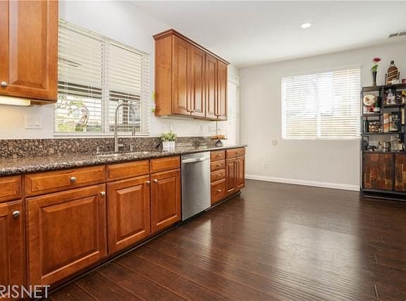5th image of 20019 Holly Dr