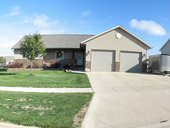 1st image of 420 E Goldfinch Dr