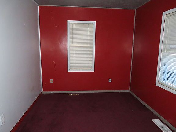 4th image of 54127 Wilson St