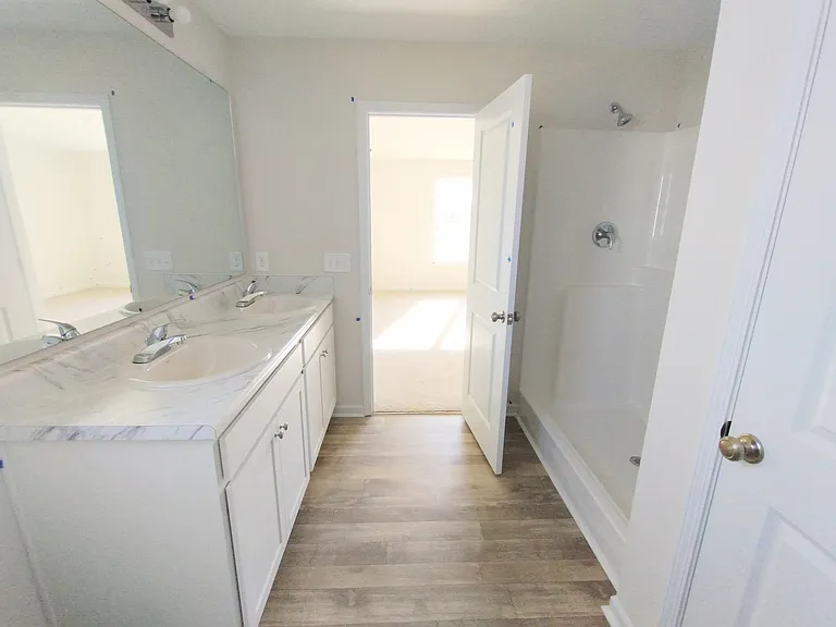 36 Alderman Ct — Photo 9