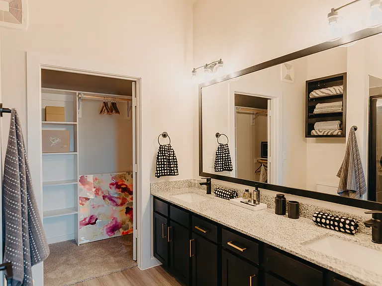 3711 S State Hy Grn — Photo 15