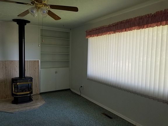 Living room from entrance 