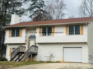 141 Fawn Cir, Carrollton, GA 30117