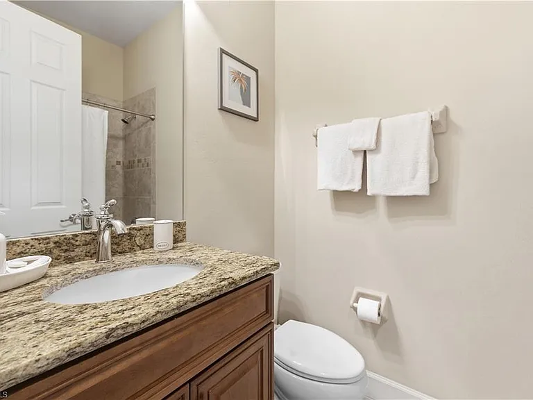 7932 Princeton Dr — Photo 29