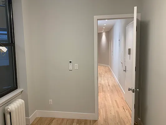 Rented by Flatiron Real Estate Advisors LLC | media 14