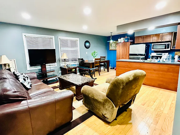 1272 Inverrary Ln — Photo 3