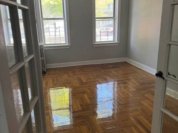 1833 Ocean Avenue image 1 of 11