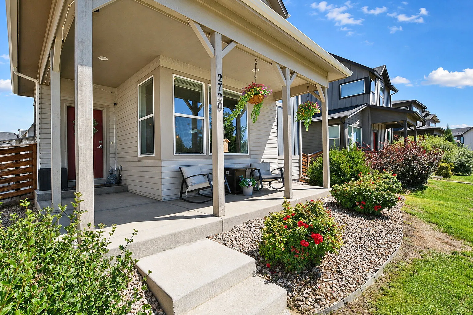 3 bed, 3.5 bath, 2640 sqft, $2,850 — Photo 2