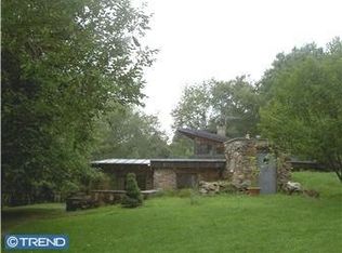 238 Sycamore Ln, Phoenixville, PA 19460