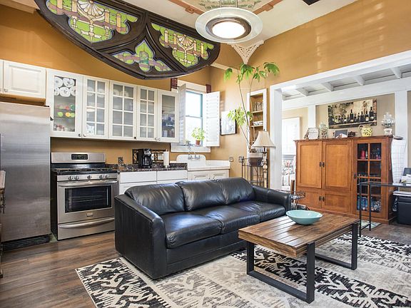4th image of 27 S Kalorama St