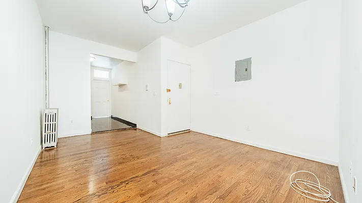 Rented by Nooklyn NYC LLC | media 3