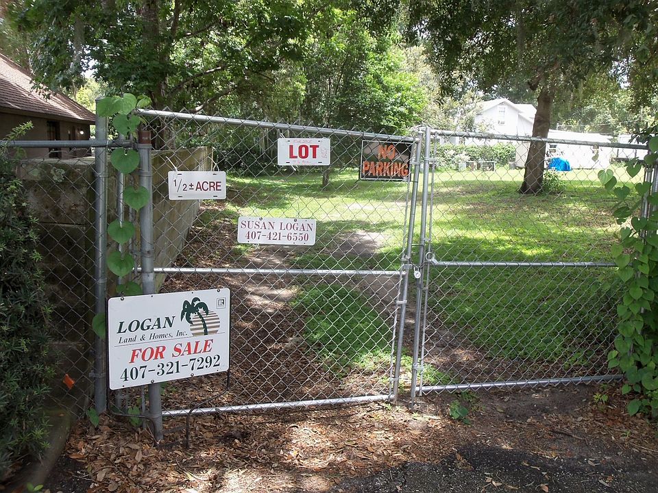 2nd image of 2939 Delaney St