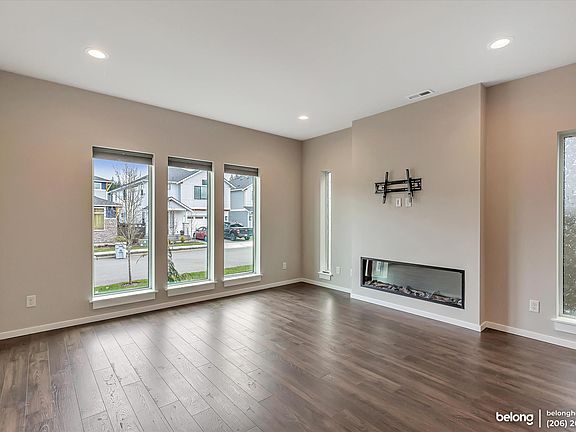 5th image of 33489 Poplar Ave SE