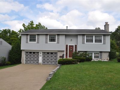 30 Crosswinds Dr, Pittsburgh, PA, 15220