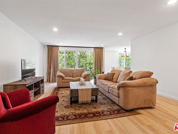 2nd image of 7309 Franklin Ave APT 205