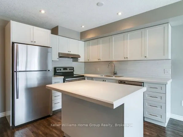 75 Kehl St #15, Kitchener, ON N2M 3V1