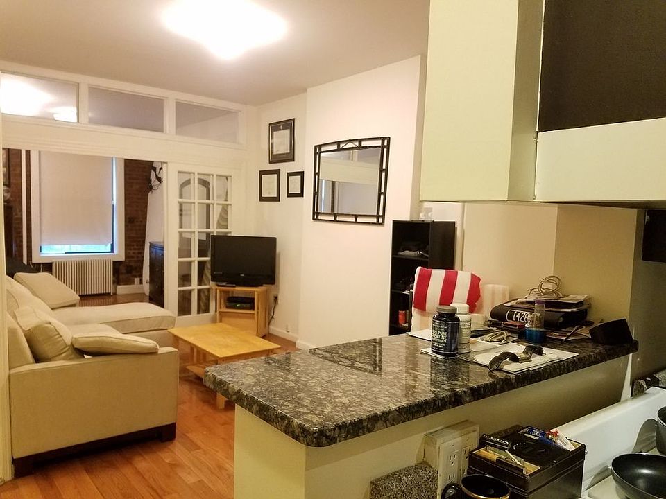 1st image of 3009 30th Ave APT 14