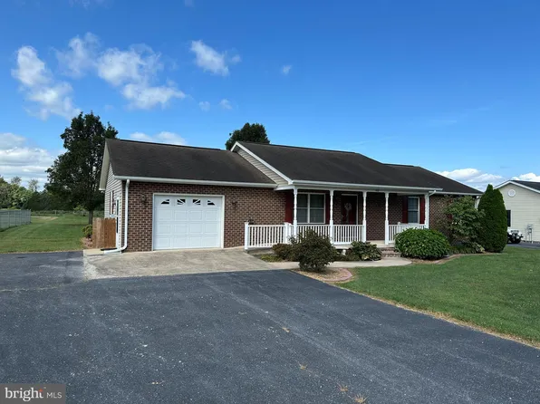 512 Creekside Dr, Luray, VA 22835