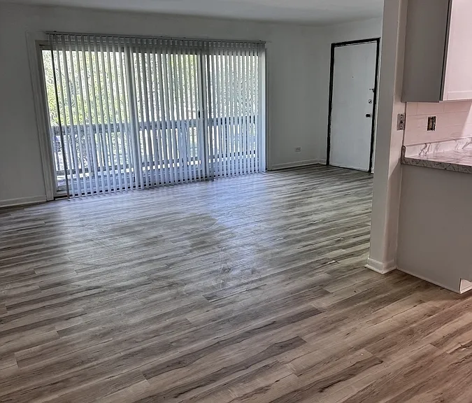 504 Roberts Dr #2D — Photo 4