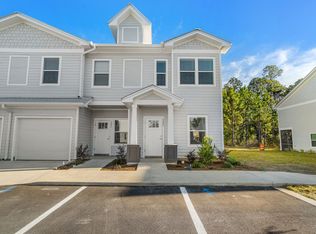 292 Date Palm Ln, Freeport, FL 32439