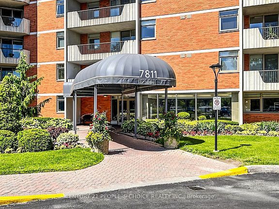 3rd image of 7811 Yonge St #310