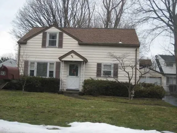 94 Fielding Rd, Rochester, NY 14626