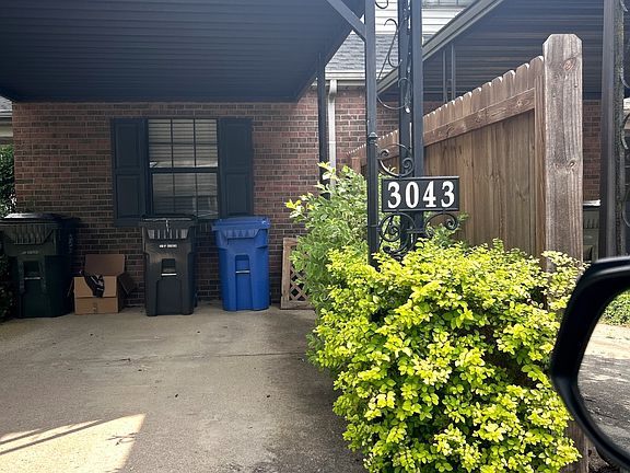 4th image of 3043 Bonanza Dr