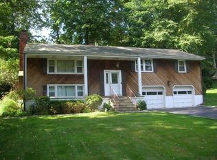 26 Dorset Rd, Norwalk, CT 06851