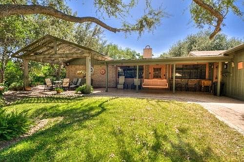 5th image of 1718 Pecan Ct