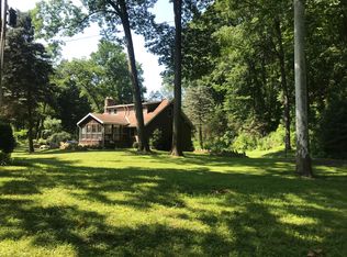 5752 Clark Rd, Erie, PA 16510