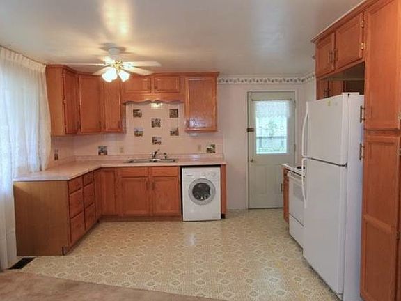 4th image of 5711 S Glenbrook Dr
