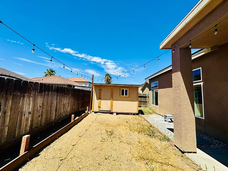 1525 Greenwich Dr — Photo 14