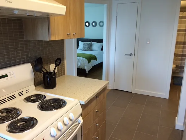 788 Jervis St — Photo 38