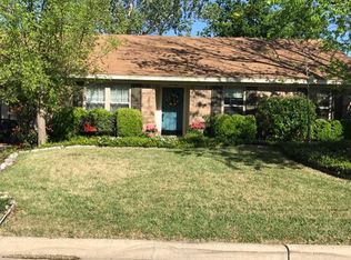 5532 Meadow Oak St, North Richland Hills, TX 76180