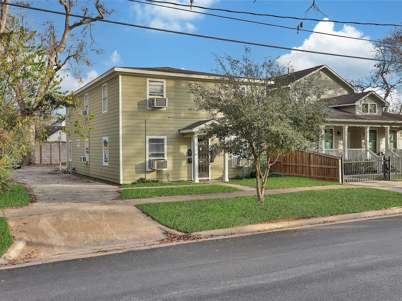 1 bed, 1.0 bath, 630 sqft, $1,195 — Photo 2