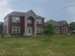 13801 Country Meadow Ct, Wright City, MO 63390