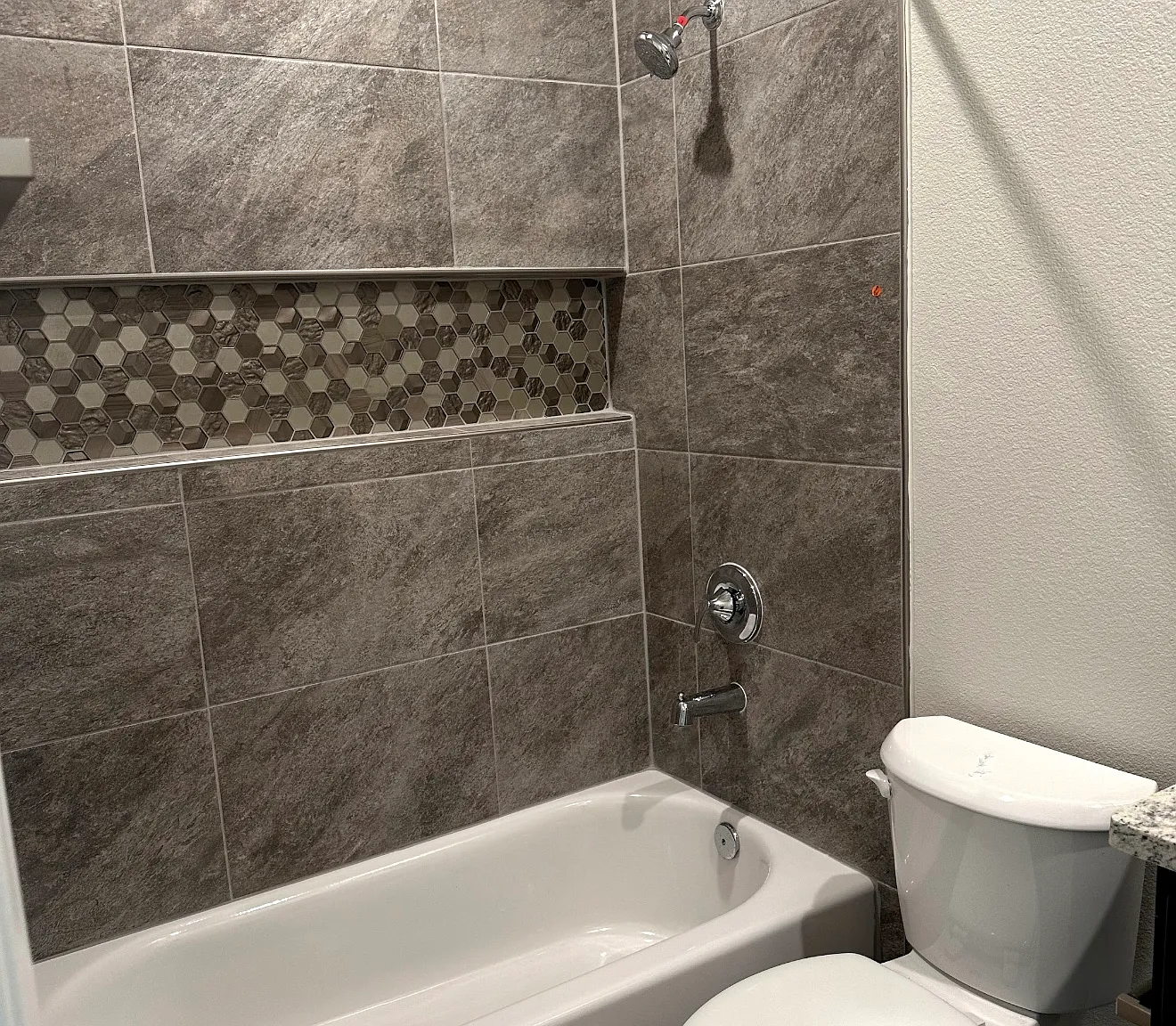 4 bed, 1482 sqft, $2,195 — Photo 4