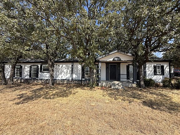 2nd image of 986 Count Rd #1785
