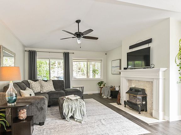 4th image of 6001 Promontory Rd #192