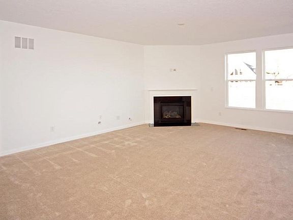 This photo is of the same model but in a different CalAtlant