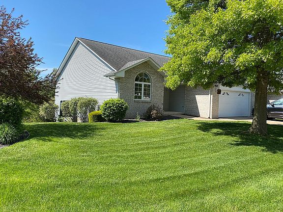 Exterior - Front (End Unit)