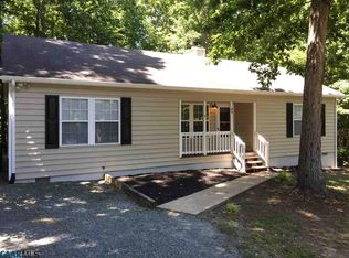 86 Riverside Dr, Palmyra, VA 22963