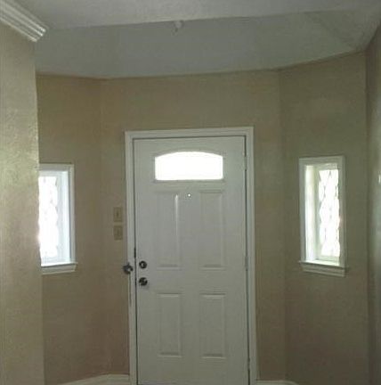 2nd image of 6047 Goliad Ave