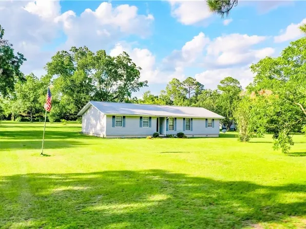 2142 Ben Couch Rd, Blackshear, GA 31516