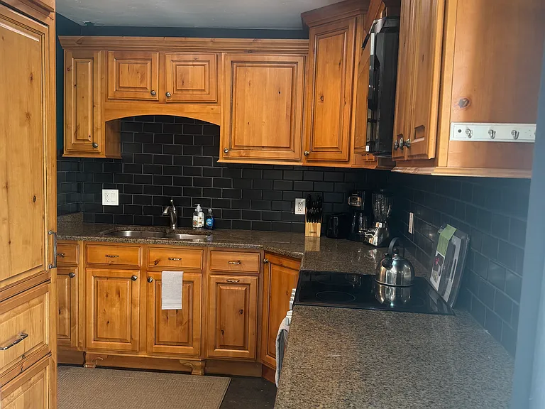 8857 Cottonwood Trl #B — Photo 9