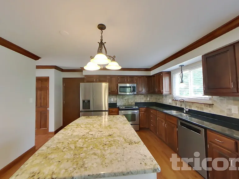 1502 Rosewood Terrace Dr — Photo 5