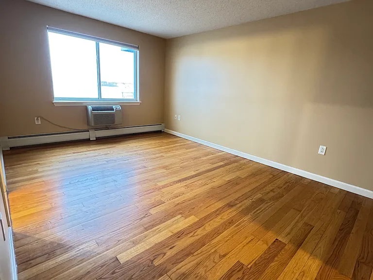 184 Pequot Ave #304 — Photo 10