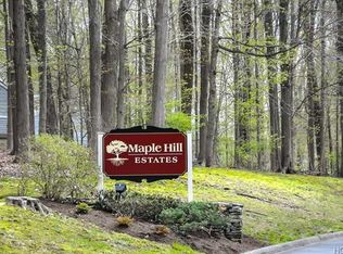 57 Maple Hill Dr, Mahopac, NY 10541