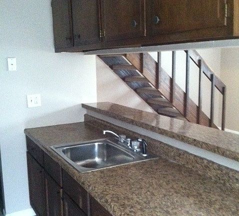 5th image of 802 W 59th Pl APT C